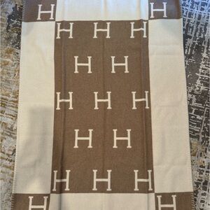 Hermes Brand New Avalon baby blanket